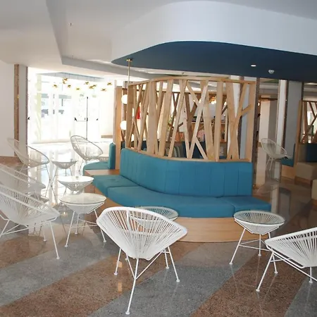 Gara Golf & فندق 4*