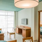Gara Golf & Ξενοδοχείο 4*
